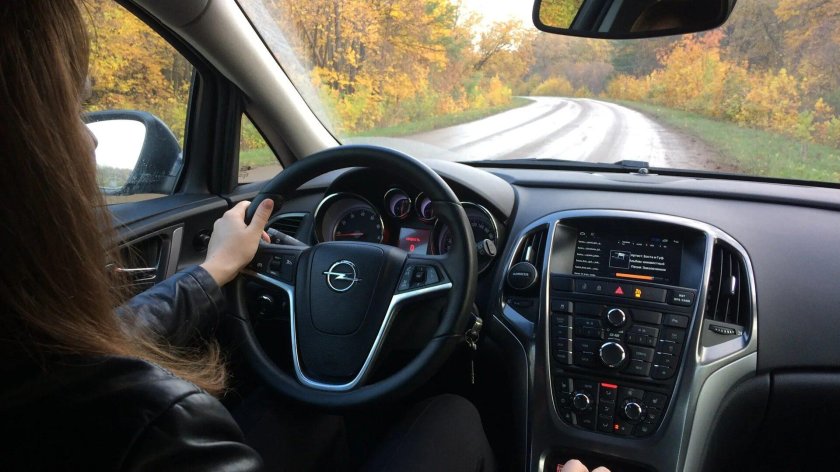 Opel Astra j фотосалон