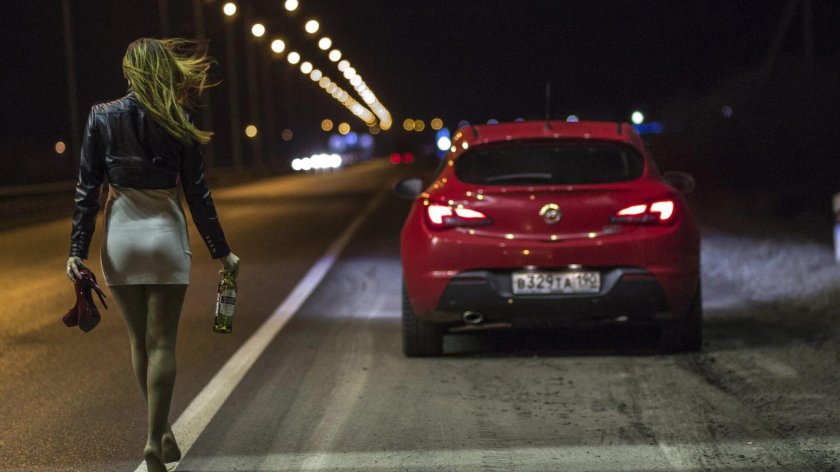 Девушки и Опель