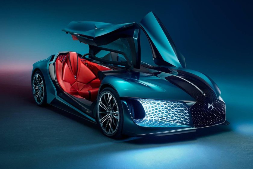 Машина DS X E Tense