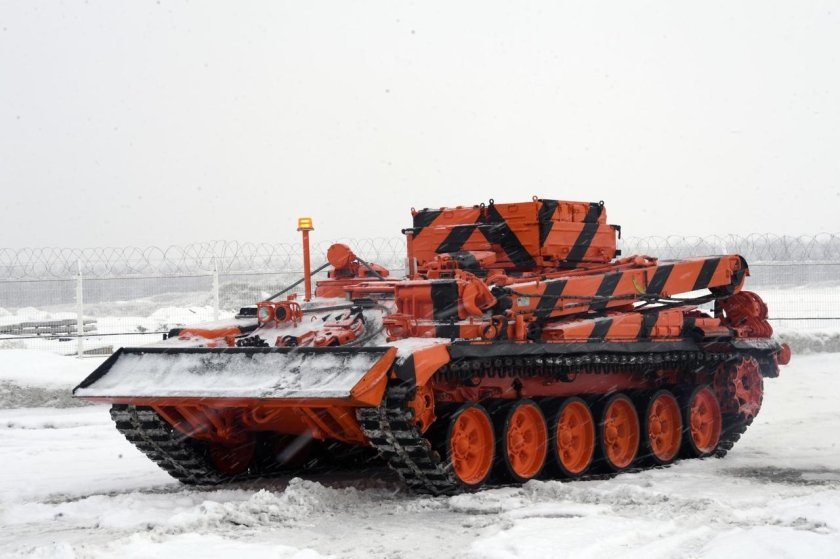 Танковый тягач