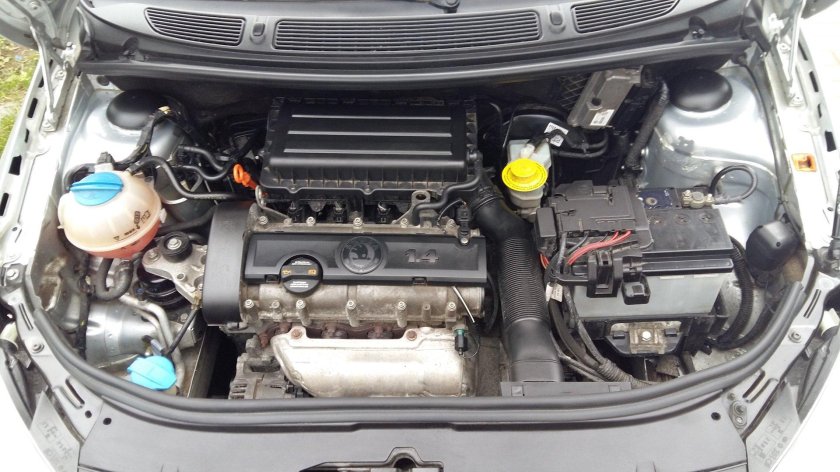 Skoda Fabia 2 под капотом