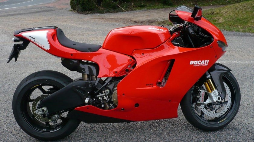 Мотоцикл Ducati Desmosedici RR