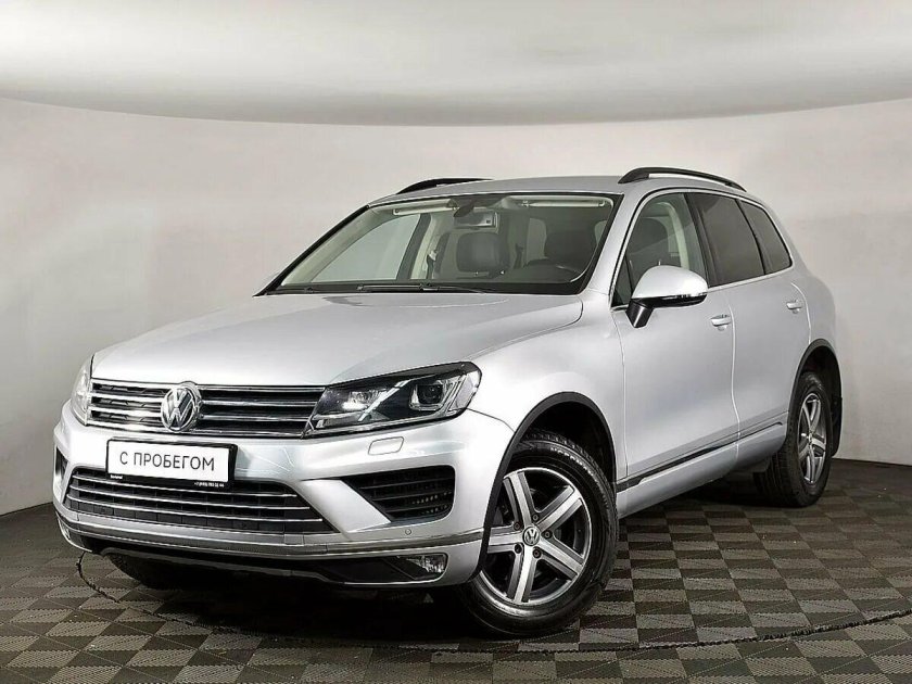 Фольксваген Туарег 2015