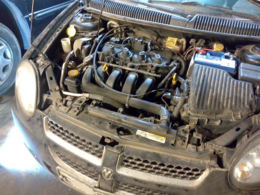 Двигатель dodge Neon