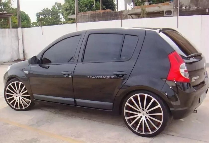 Рено Логан на 17 колесах