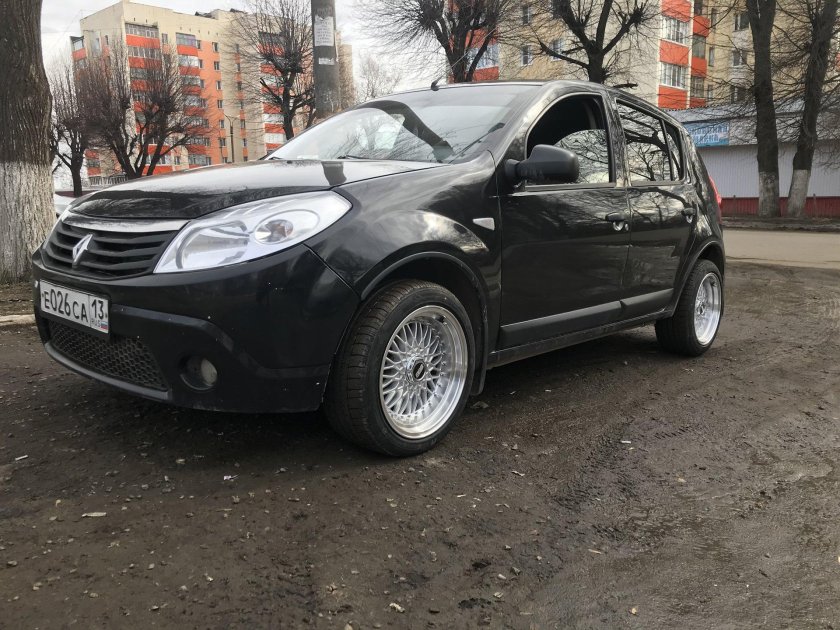 Диски Renault Sandero r16