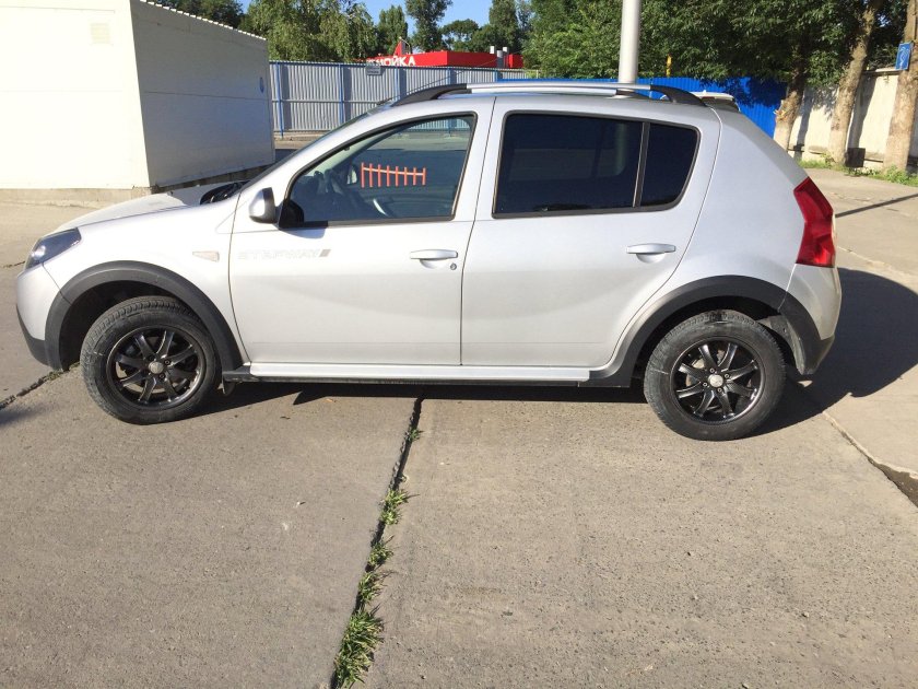 Renault Sandero Stepway диски 16