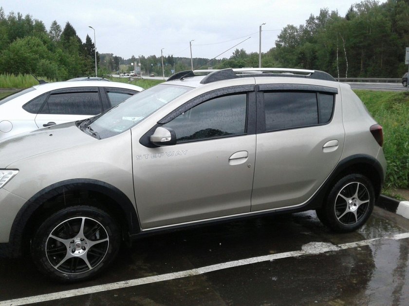 Renault Sandero Stepway диски 16
