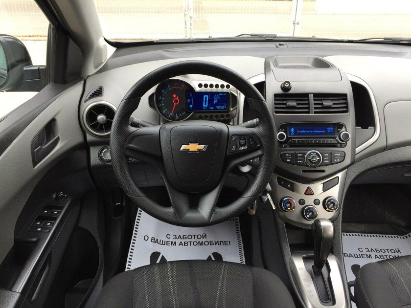 Chevrolet Aveo 2015 салон