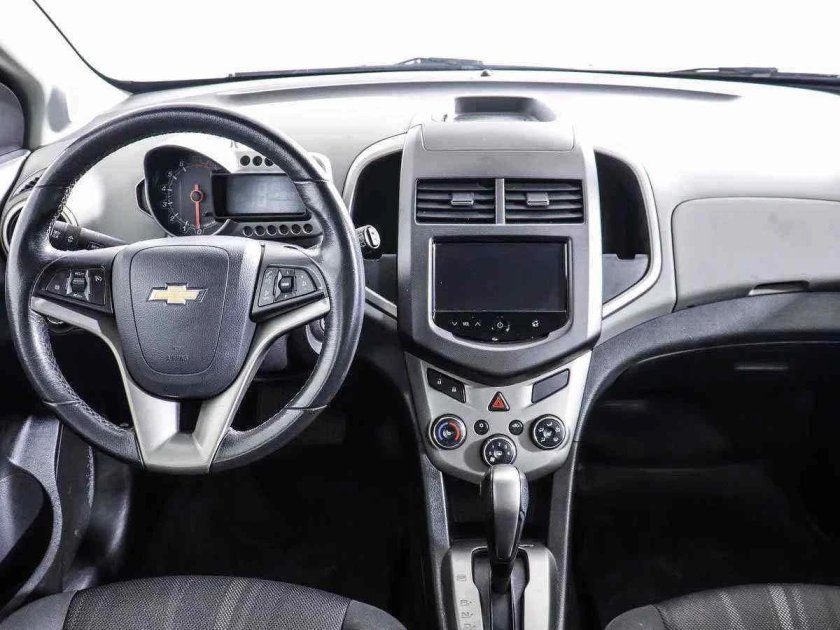 Chevrolet Aveo 2013 салон