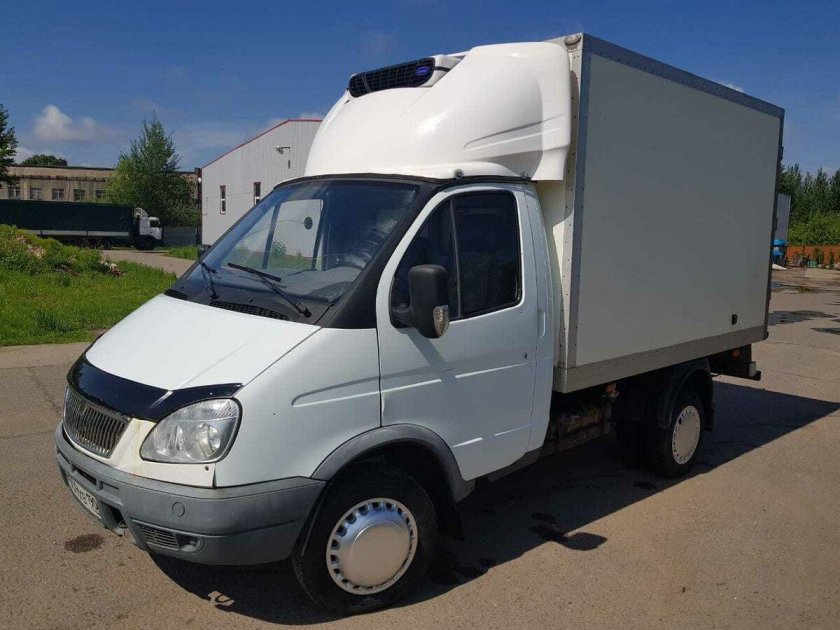 ГАЗ 3302 2003 года