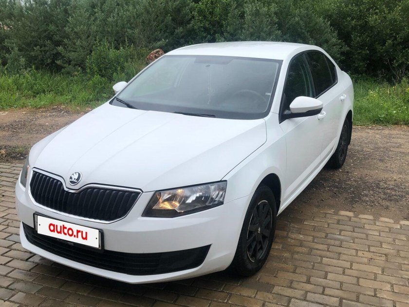 Skoda octavia 2016 белая