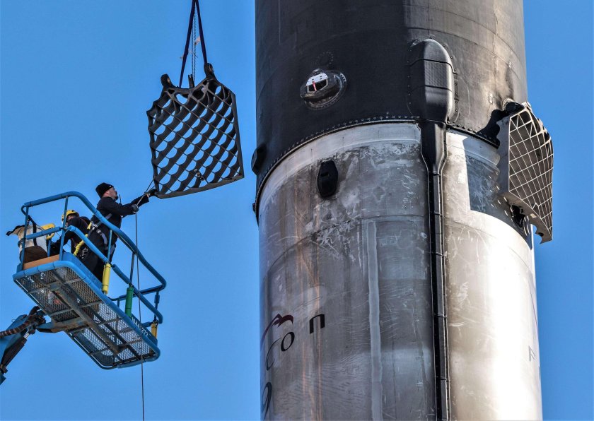 Falcon 9 теплозащитный щит