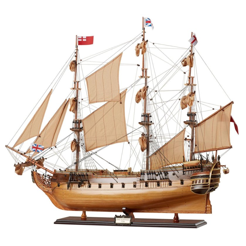 Парусник HMS Surprise