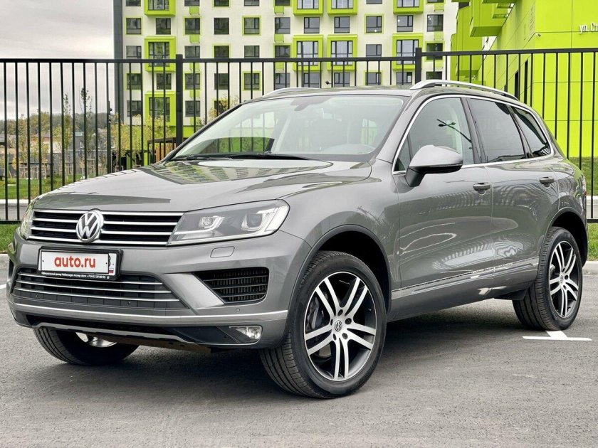 Машина volkswagen touareg