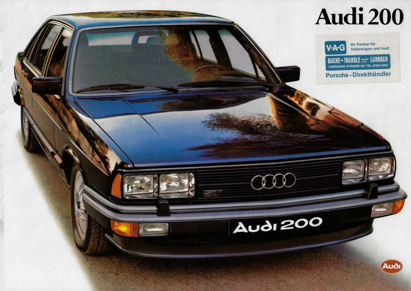 Ауди 200 седан
