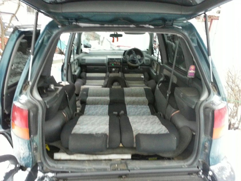 Mitsubishi RVR 2000 салон