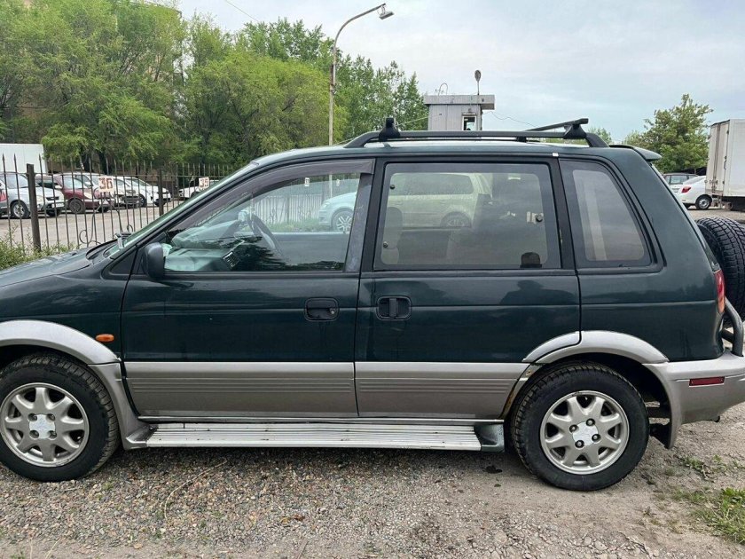 Mitsubishi space runner 1991 1999