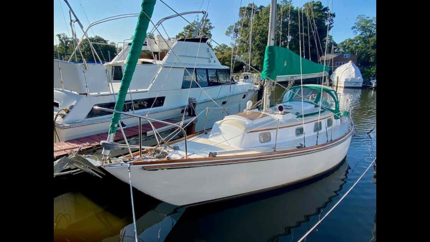 Бристоль 32 яхта