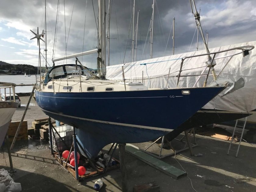 Парусная яхта