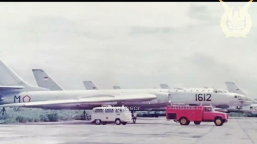 Ту-16 Индонезия