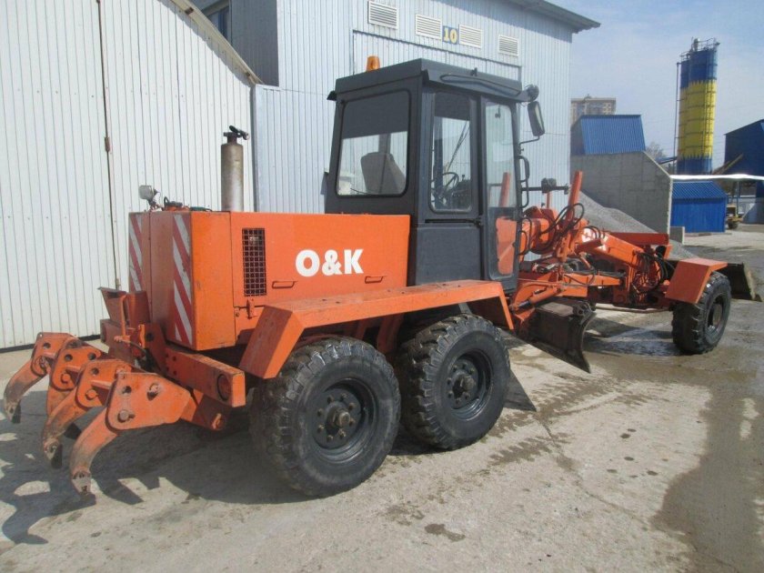 Автогрейдер 1993 года