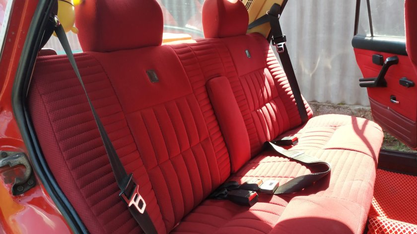 Красный салон ВАЗ 2107