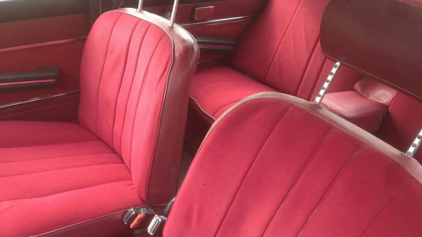 Красный салон ВАЗ 2106