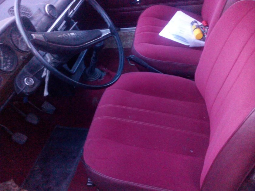 ВАЗ 2106 красный салон велюр