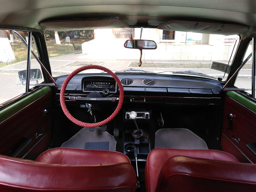 Красный салон ВАЗ 2101