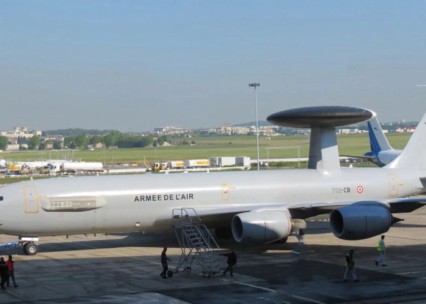 Самолет ДРЛО Е 767