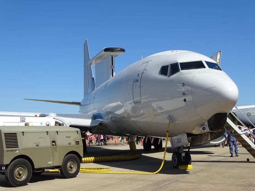 Самолет фото