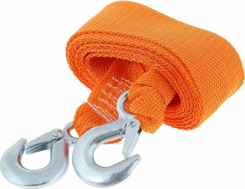 Трос буксир. 7т. 5м (лента, 2 крюка) МАЯКАВТО (70050)