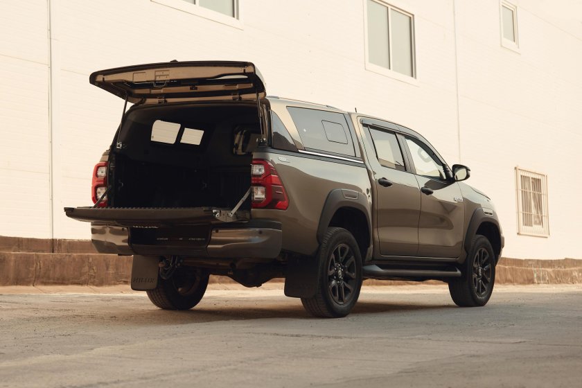 Металлический кунг v2 без боковых окон "Sammitr"