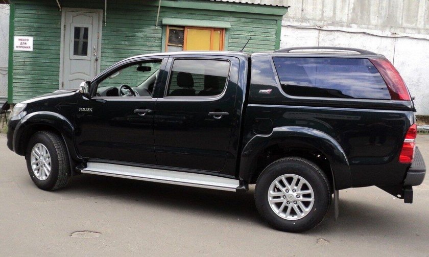 Тойота Хайлюкс 2017 с кунгом