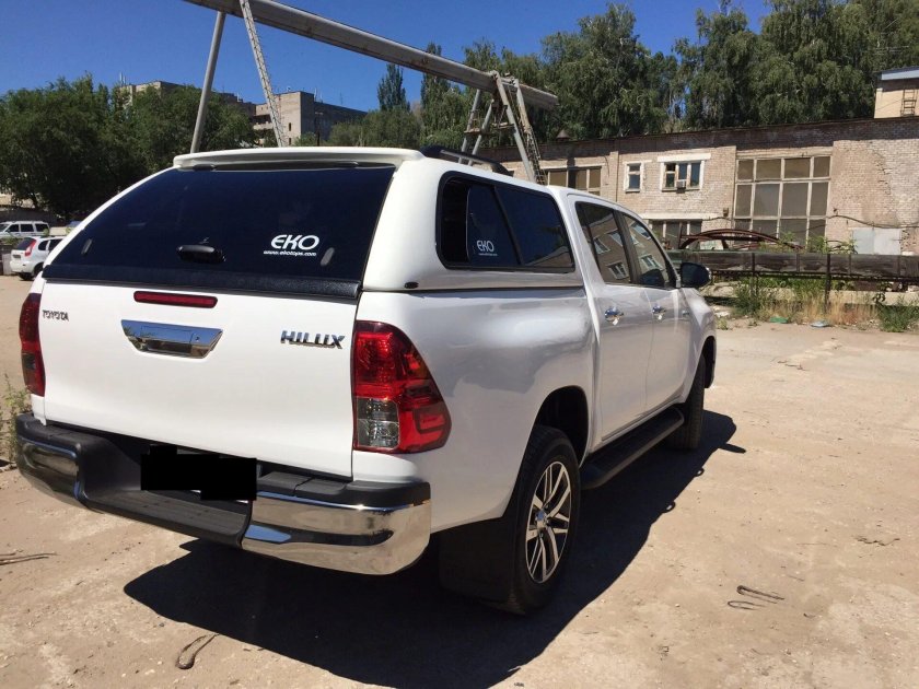 Тойота Хайлюкс 2022 с кунгом