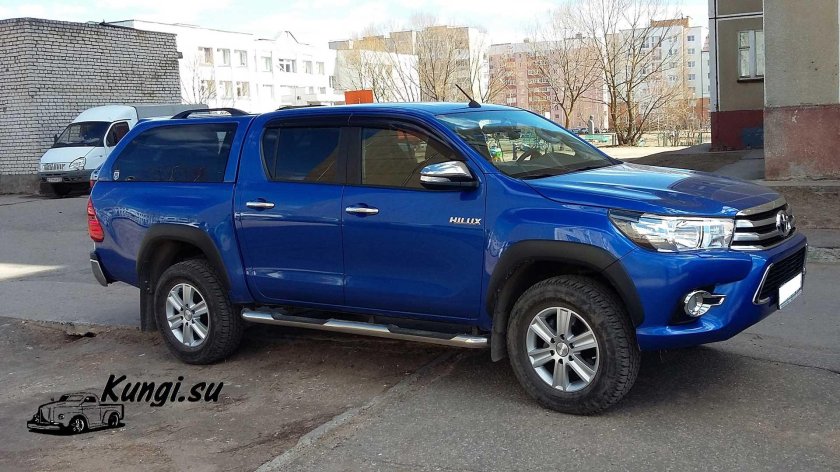 Тойота Хайлюкс 2022 с кунгом
