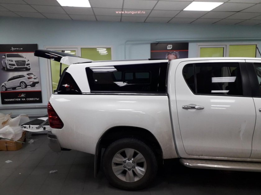 Toyota Hilux 2021 кунг