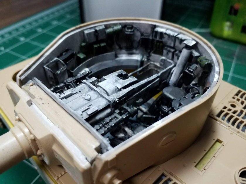 Внутри танка тигр 1