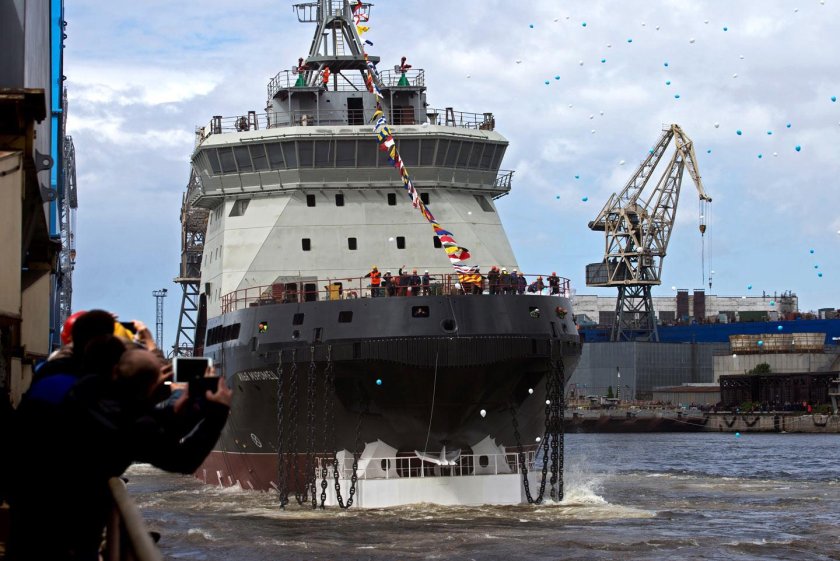 Дизель-электрический ледокол проекта 21180 «Илья Муромец»