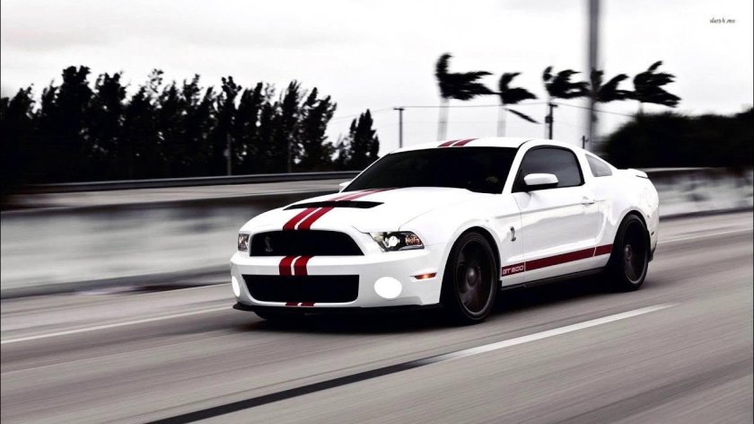 Ford Mustang Shelby gt500 белая