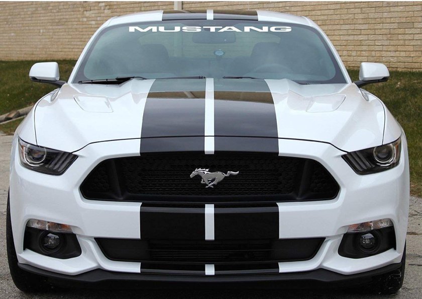 Форд Мустанг 6 белый