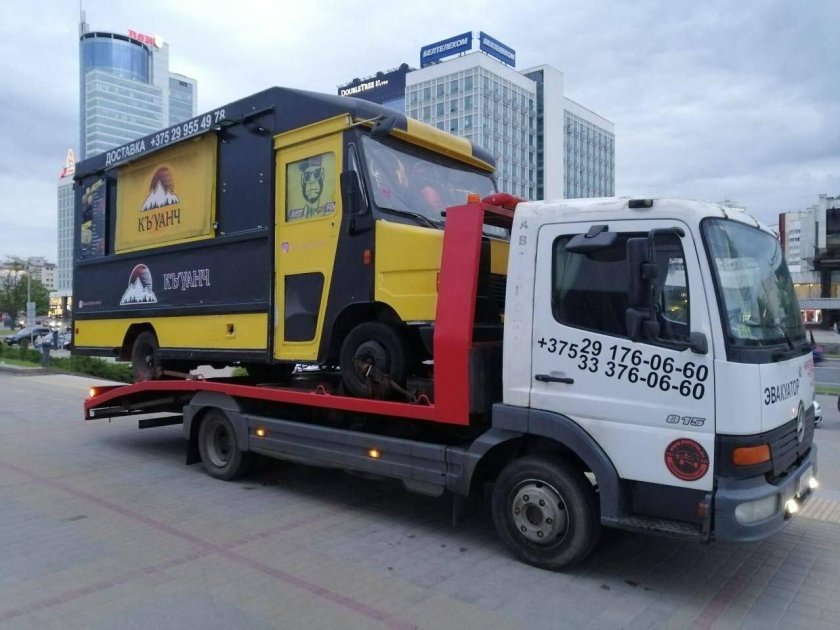 Эвакуатор мерседес