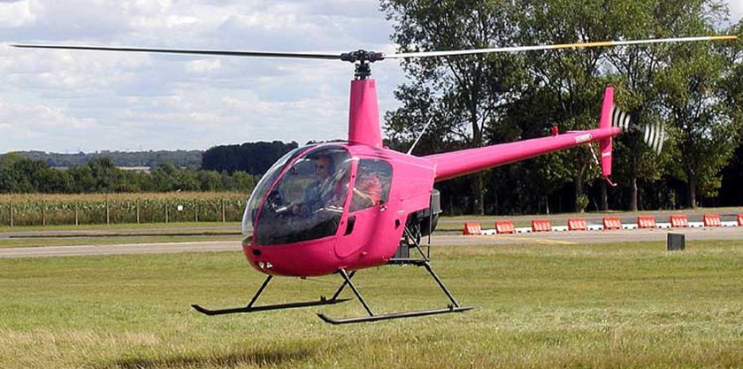 Robinson r66
