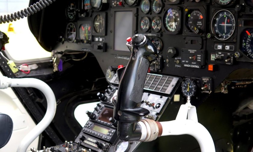 Ручка управления вертолетом ми-8
