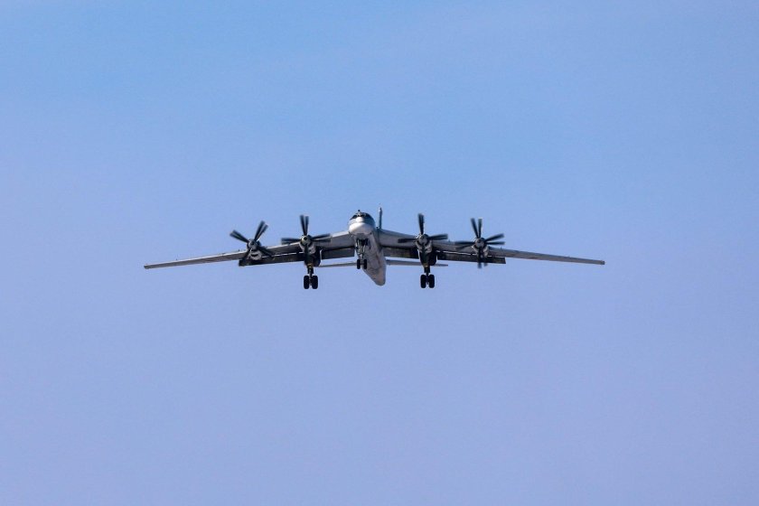 Ту 95 МС пуск ракеты