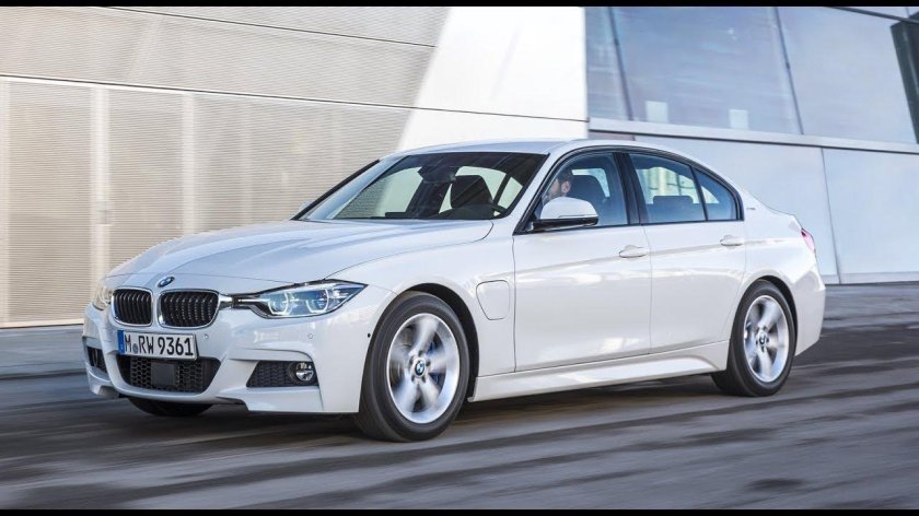 BMW 330e