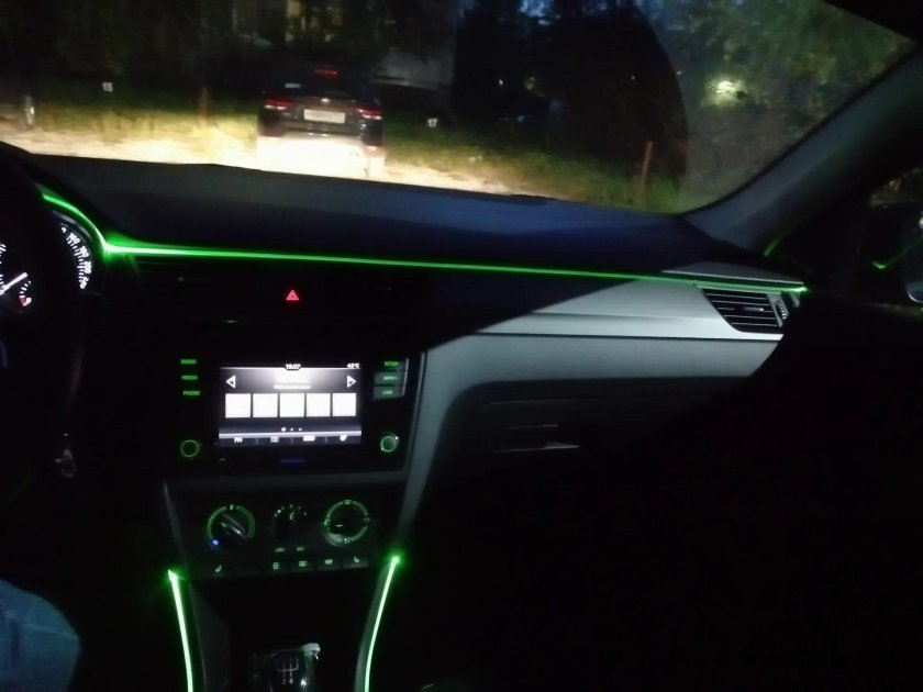 Подсветка салона Шкода Рапид 2020