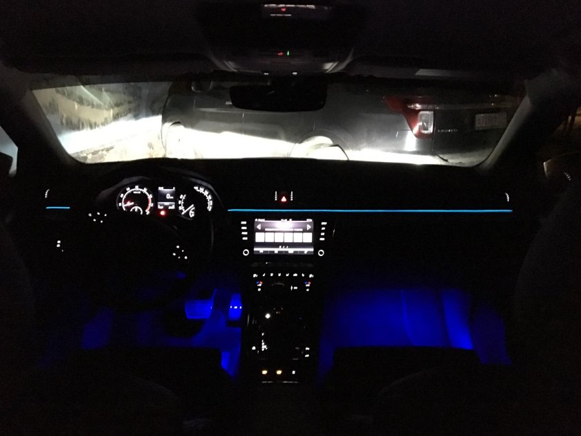Шкода Октавия подсветка салона