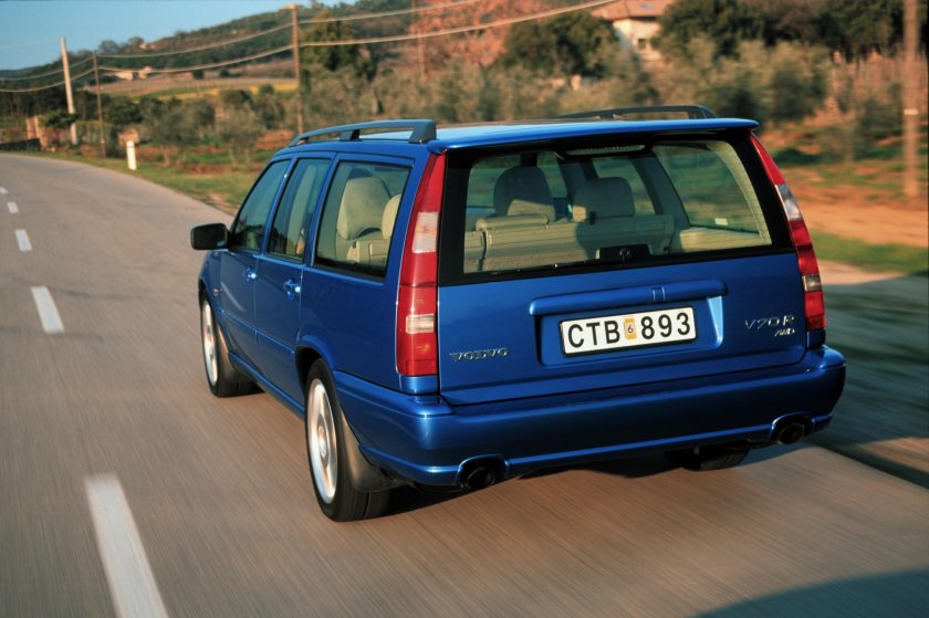 Volvo v70r универсал